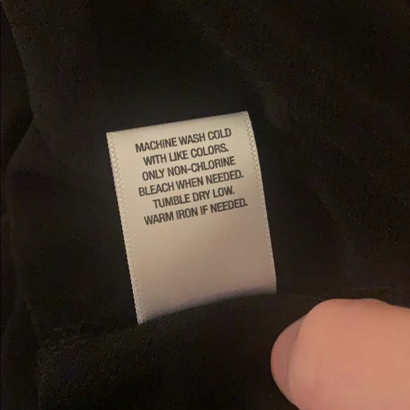 Roz & Ali Black Top - Picture 7 of 7